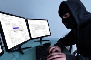 Регулятор вніс десять компаній до списку сумнівних інвестпроєктів