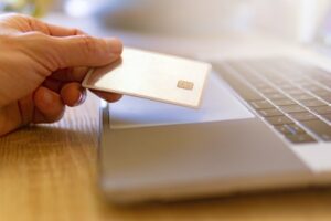 Обсяг електронних транзакцій у світі перевищуватиме $7,5 трлн до 2026 року – Juniper Research