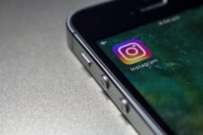 Instagram запускає тестування платної підписки