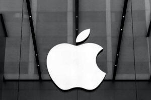 Apple повернула собі лідерські позиції на ринку смартфонів