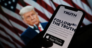 Truth Social: Соціальну мережу Дональда Трампа додали до App Store
