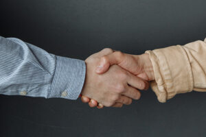 Підприємцям запропонували знизити податок на доходи: які умови?