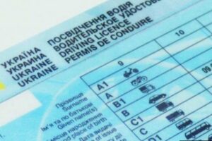 Кабмін дозволив водіям з правами категорії В керувати вантажівками