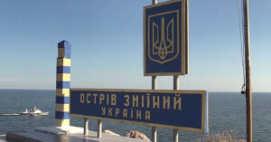 Зеленський розповів про долю українських військових із острова Зміїний