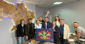 Картину української миткині вперше продали за $500 тисяч. Кошти підуть на ЗСУ