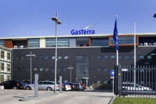 «Газпром» припинив постачання газу до Нідерландів за відмову компанії GasTerra платити в рублях