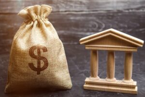 Еще 12 украинских банков могут уйти с рынка