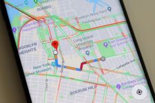 В «Картах» Google появился уникальный поисковой сервис на основе дополненной реальности