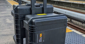 Так виглядає ремкомплект від Apple, за допомогою якого можна самостійно полагодити свій смартфон