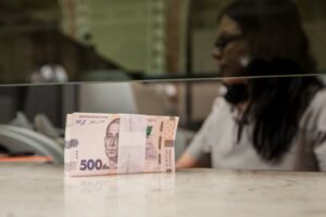 Резиденти РФ не зможуть брати участь в управлінні небанківськими фінустановами