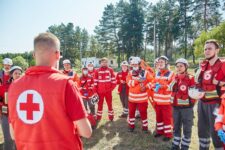 Червоний Хрест Румунії оголосив про виплату фіндопомоги українським біженцям: подробиці