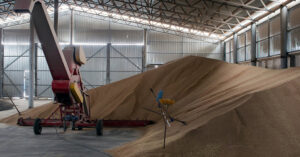 Туреччина готує план безпечного експорту зерна з України через Босфор