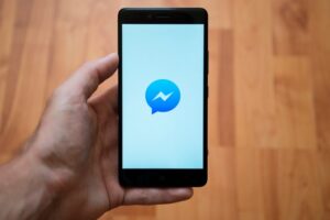 У програму Facebook Messenger додали вкладку «Дзвінки»