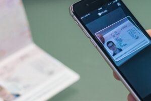 Опитування: дві третини європейців готові використовувати аналог українського додатку “Дія”