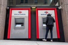 Крупный производитель банкоматов добавит покупку криптовалют в свои АТМ