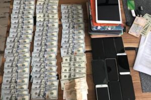 Прокуратура Києва заарештувала 50 млн грн у справі криптовалютного шахрайства