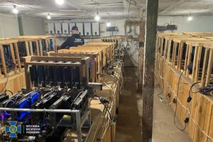 У Харківській області ліквідували підпільну майнінгову ферму