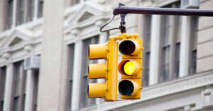 Принцип «светофора»: банкиры рассказали как оценивают заемщиков во время войны