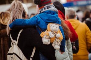 Почти 9 тысяч переселенцев получили работу по правительственной программе