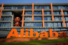 Конец эпохи: почему продажи Alibaba и Tencent падают