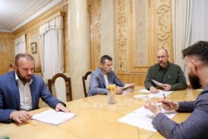 Прем’єр-міністр назвав пріоритетні напрями розподілу бюджету на 2023 рік