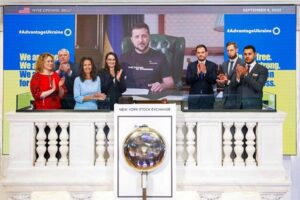 Зеленский открыл торги на Нью-Йоркской бирже и пригласил инвесторов в Украину