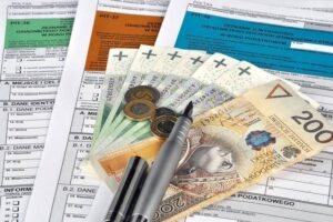 Польша вернула налоги для украинских беженцев