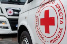 Укрпошта та Червоний Хрест почали виплачувати разову допомогу мешканцям на звільнених територіях