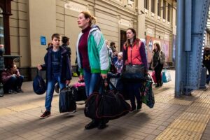 В Минсоцполитики рассказали, сколько ВПЛ сегодня получают пособие на проживание