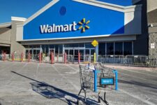 Walmart начнет тестирование цифрового расчетного счета для клиентов и сотрудников