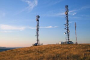 Як не залишитися без зв’язку під час масованої атаки на об’єкти інфраструктури: інструкція
