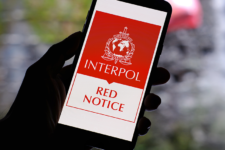 Що таке червоне повідомлення Інтерполу та як воно працює