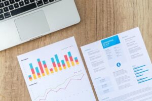 Перевірки податкових органів перешкоджають надходженню валюти до країни: експерти ЄБА