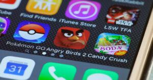 У Google и Apple появился конкурент: Microsoft разрабатывает магазин мобильных игр