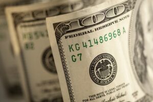 Украинским беженцам в Грузии начали выплачивать помощь: подробности