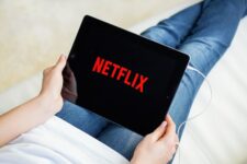 Netflix продолжает вводить лимиты в стремлении повысить свою прибыль