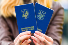В Україні зросла вартість термінового оформлення паспортів