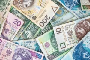 Виплати з безробіття у Польщі: на яку суму можуть розраховувати українські біженці