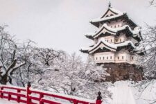 Світло зі снігу: у Японії стартує унікальний експеримент у галузі енергетики