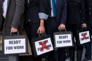 Кількість безробітних в Україні знизилась до рекордних показників