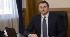 Національне агентство з питань запобігання корупції: Призначення міністра Чернишова головою «Нафтогазу» буде незаконним