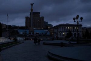 Національний роумінг: як залишатися на зв’язку в умовах обстрілів