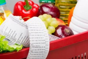 Що буде з цінами на продукти харчування у 2023 році: думка експертів