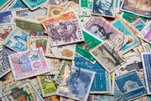 Укрпошта може випустити е-марку: у Раді зареєстрували законопроект