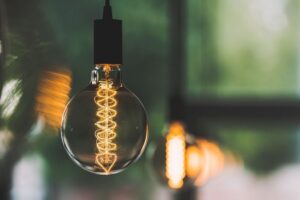 В Україні запустили держпрограму безкоштовного обміну побутових ламп: подробиці