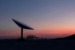 Як придбати Starlink та доставити через Нову пошту або Meest