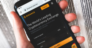 Генеральный директор Binance Чанпен Чжао отреагировал на кампанию против его платформы