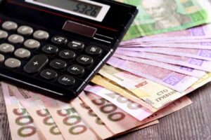 У яких випадках тарифи на комунальні послуги для населення можуть бути переглянуті?