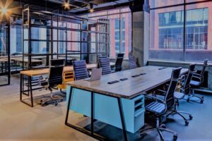 В Україні запустили сайт для пошуку тимчасового місця роботи зі світлом та інтернетом