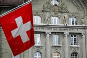 Швейцарский нацбанк сообщил о крупнейших за свою историю убытках: причины